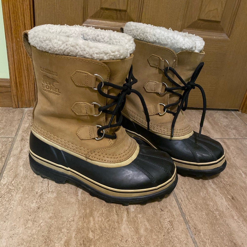 Youth size 6 Sorel Caribou Waterproof Boots